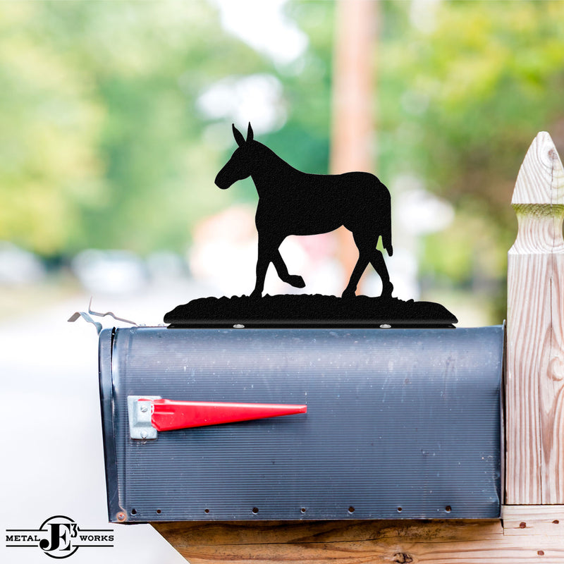 Mule Mailbox Topper